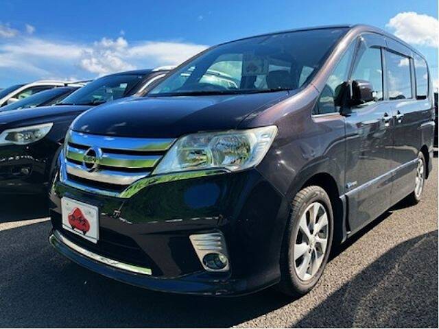 NISSAN SERENA