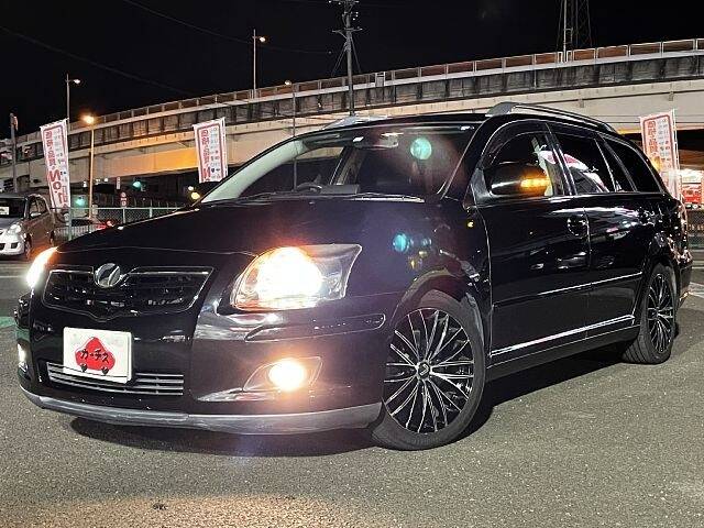 TOYOTA AVENSIS LI