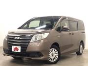 2014 TOYOTA NOAH HYBRID X