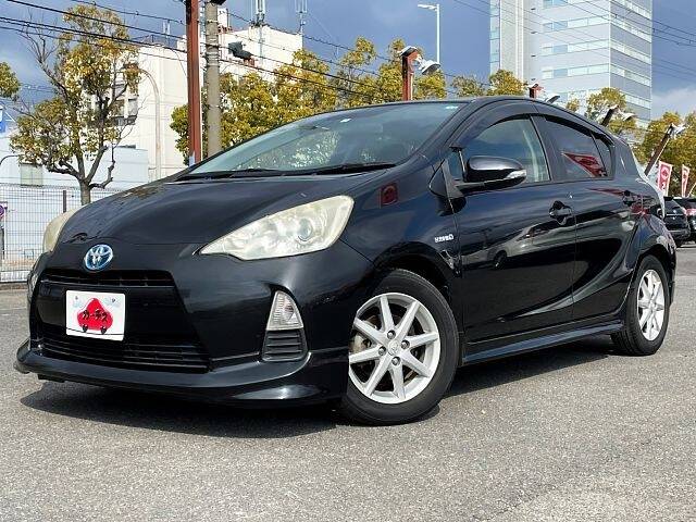 TOYOTA AQUA S