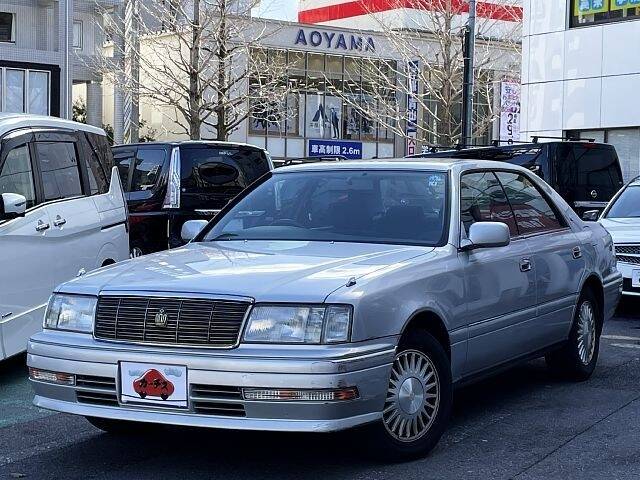 TOYOTA CROWN ROYAL TOURING