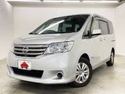 2013 NISSAN SERENA