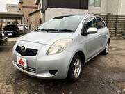 2005 TOYOTA VITZ F