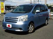 2007 TOYOTA NOAH