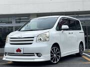 2009 TOYOTA NOAH