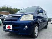 2003 TOYOTA NOAH