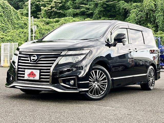 NISSAN ELGRAND