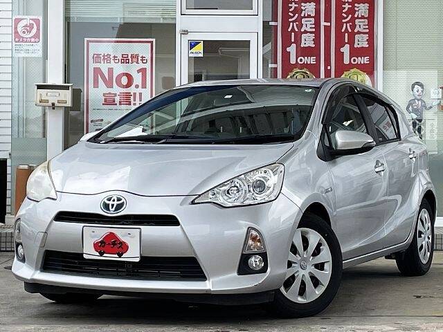 TOYOTA AQUA S