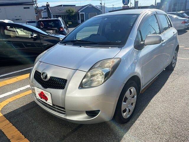 TOYOTA VITZ (YARIS) U