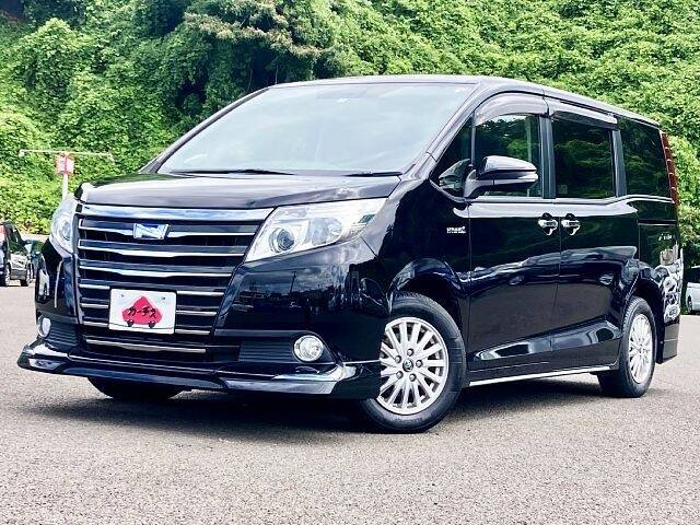 TOYOTA NOAH