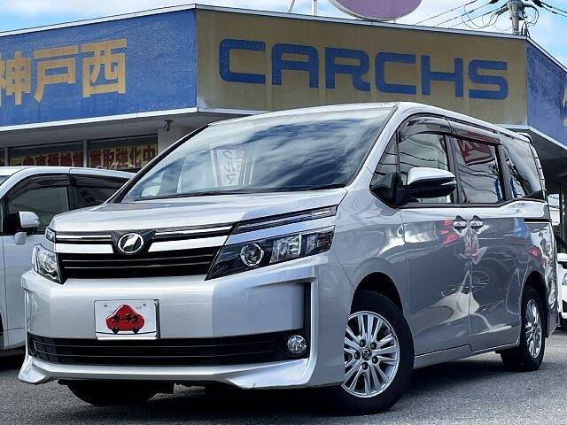 TOYOTA VOXY V