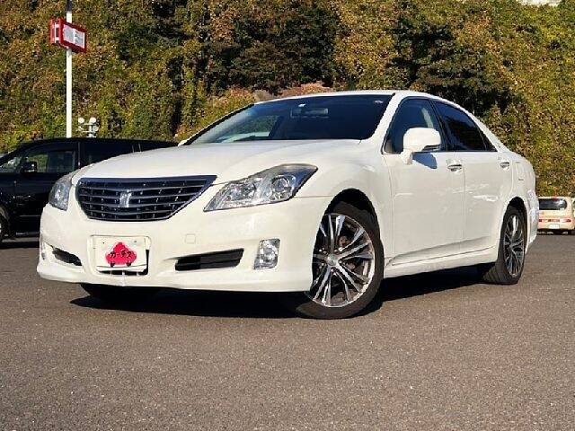 TOYOTA CROWN ROYAL SALOON