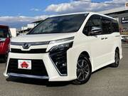 2020 TOYOTA VOXY
