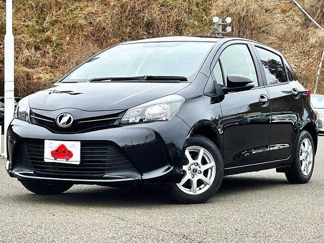 TOYOTA VITZ (YARIS) F