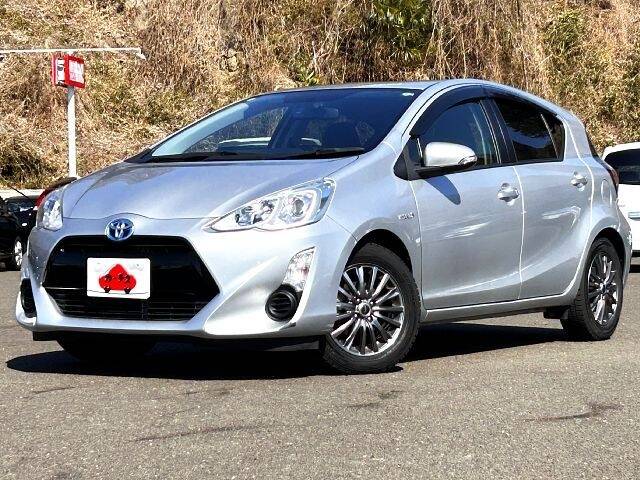 TOYOTA AQUA S