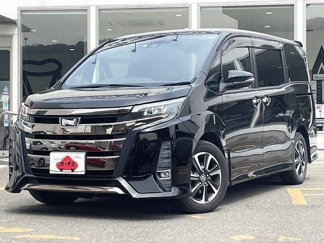 TOYOTA NOAH