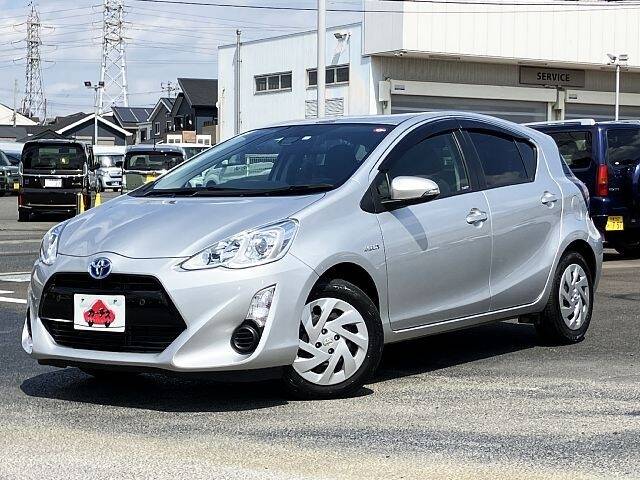 TOYOTA AQUA S