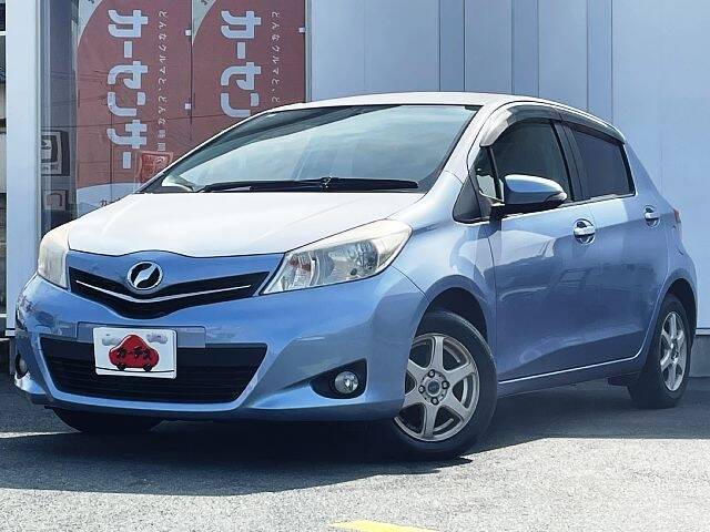 TOYOTA VITZ (YARIS)