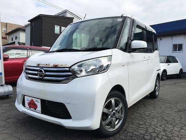 NISSAN DAYZ ROOX