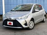 2019 TOYOTA VITZ F