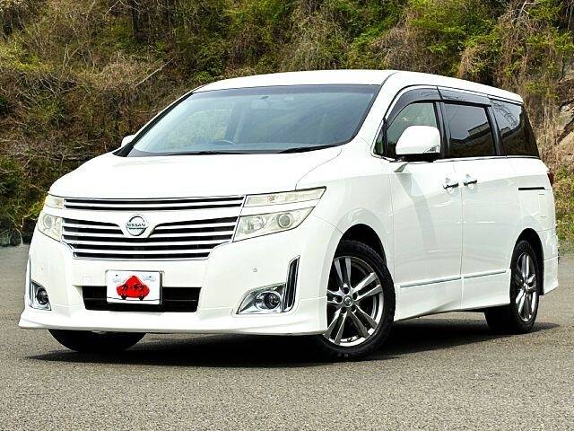 NISSAN ELGRAND HIGHWAYSTAR