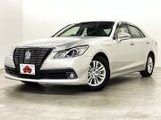 2013 TOYOTA CROWN