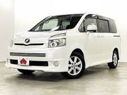 2009 TOYOTA VOXY
