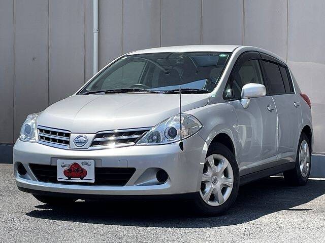 NISSAN TIIDA 15M