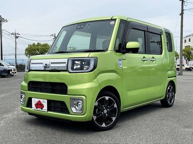 DAIHATSU WAKE