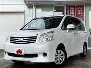 2011 TOYOTA NOAH