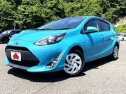 2017 TOYOTA AQUA