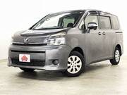 2012 TOYOTA VOXY