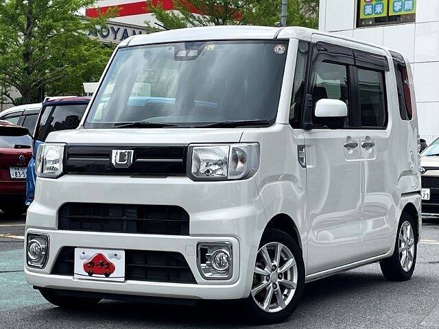 DAIHATSU WAKE
