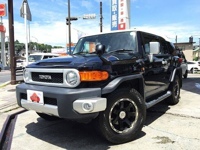 TOYOTA FJ CRUISER