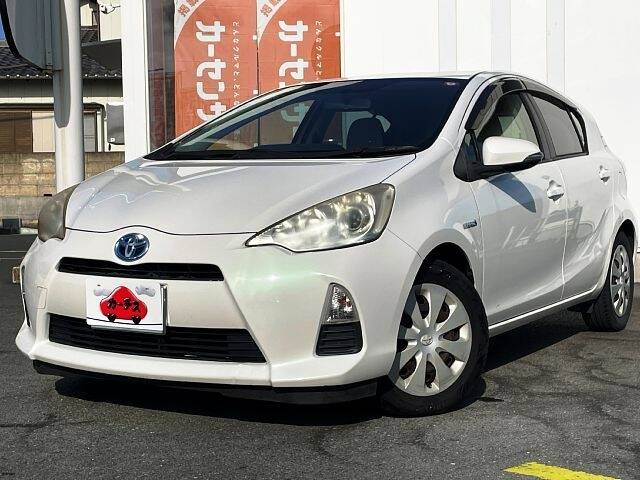 TOYOTA AQUA S