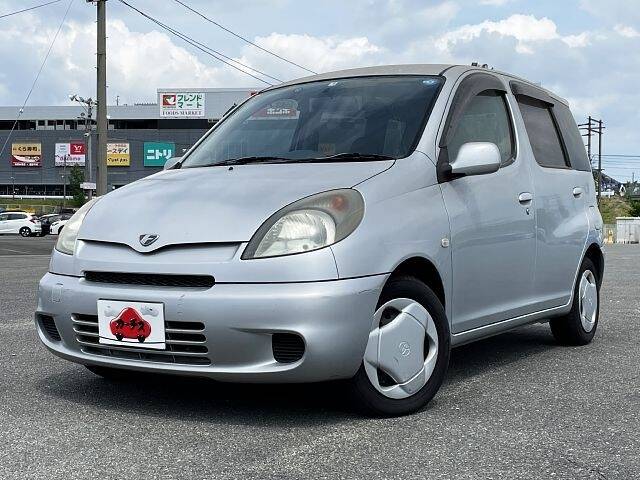 TOYOTA FUNCARGO (YARIS VERSO) X