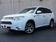 2013 MITSUBISHI OUTLANDER PHV