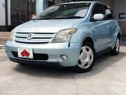 2004 TOYOTA IST
