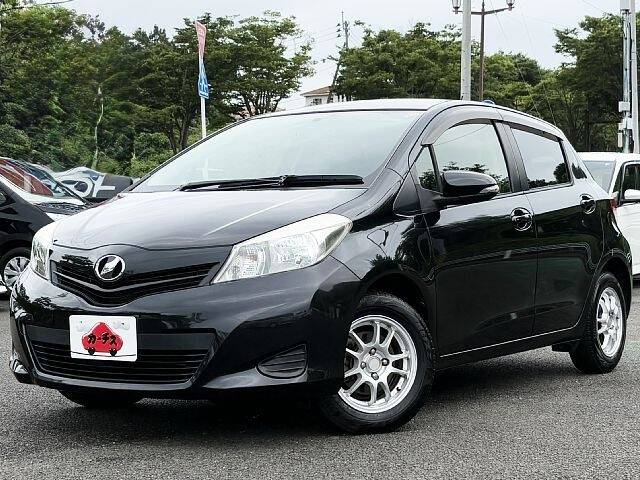 TOYOTA VITZ (YARIS)