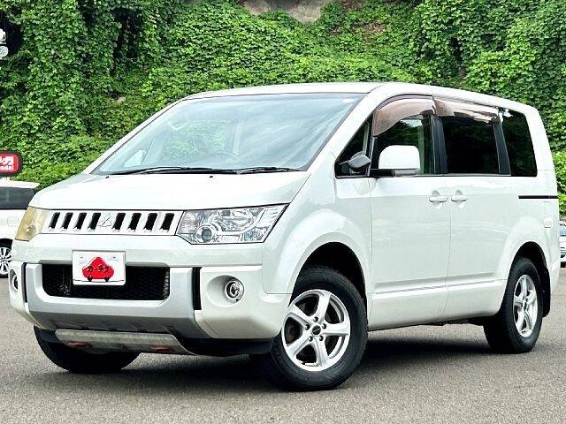 MITSUBISHI DELICA D5