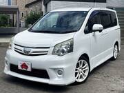 2010 TOYOTA NOAH SI