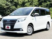 2017 TOYOTA NOAH
