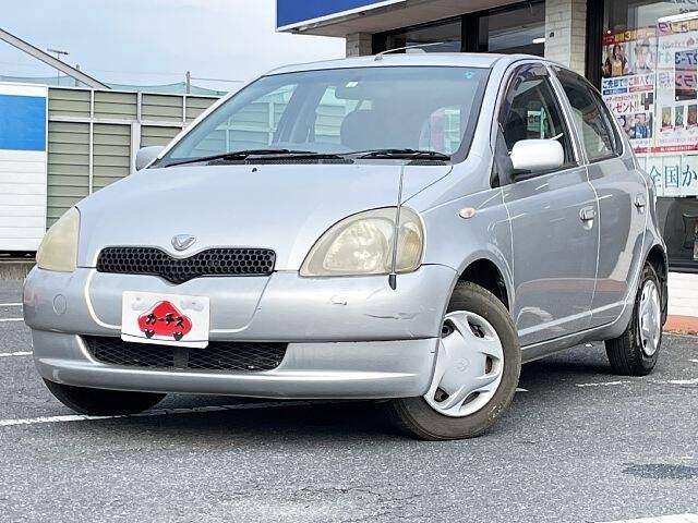 TOYOTA VITZ (YARIS)