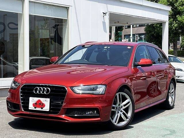 AUDI A4 AVANT