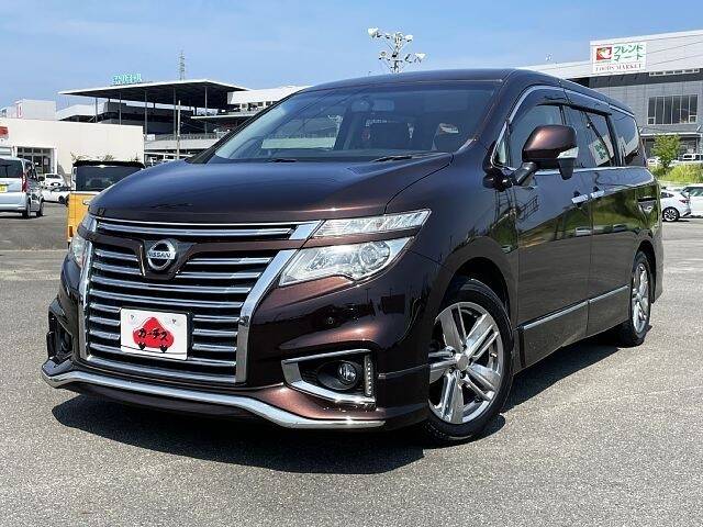 NISSAN ELGRAND HIGHWAYSTAR