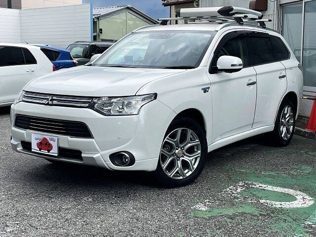 MITSUBISHI OUTLANDER PHV