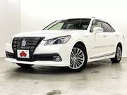 2013 TOYOTA CROWN