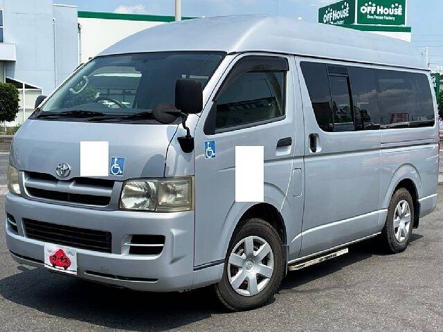 TOYOTA HIACE VAN DX