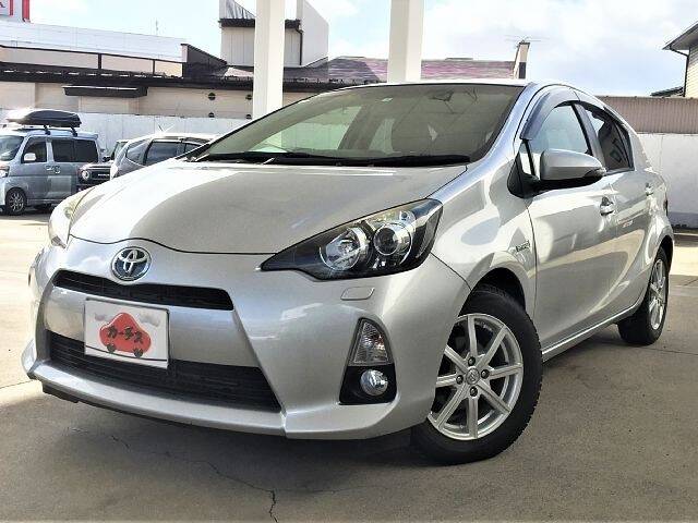 TOYOTA AQUA S