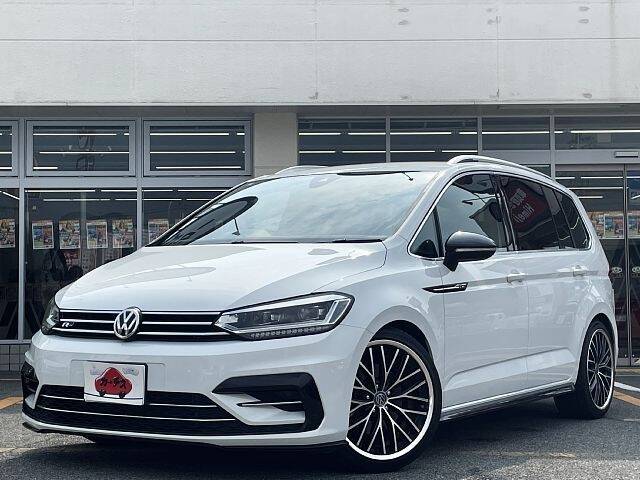 VOLKSWAGEN GOLF TOURAN